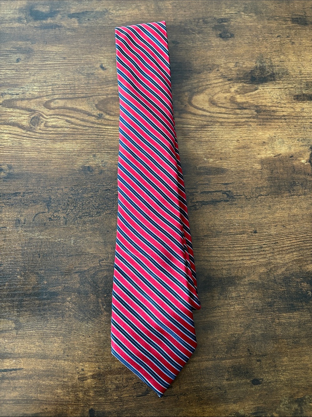 Men's Red Striped Silk Tie - Classic Formal Accessory